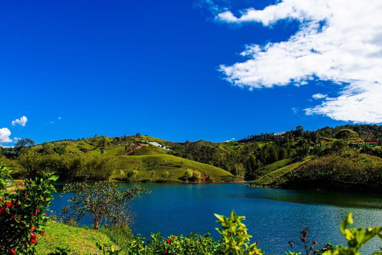 Aw Guatape Glamping Resort المظهر الخارجي الصورة