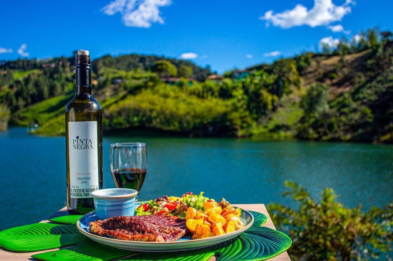 Aw Guatape Glamping Resort المظهر الخارجي الصورة